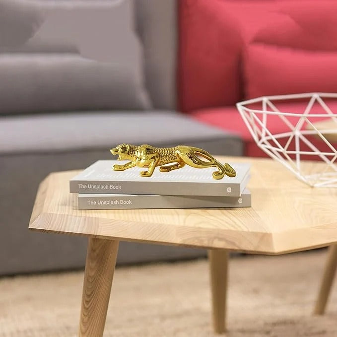 Luxury Cheetah Sculpture – Luxury Resin Home Decor Figurine
