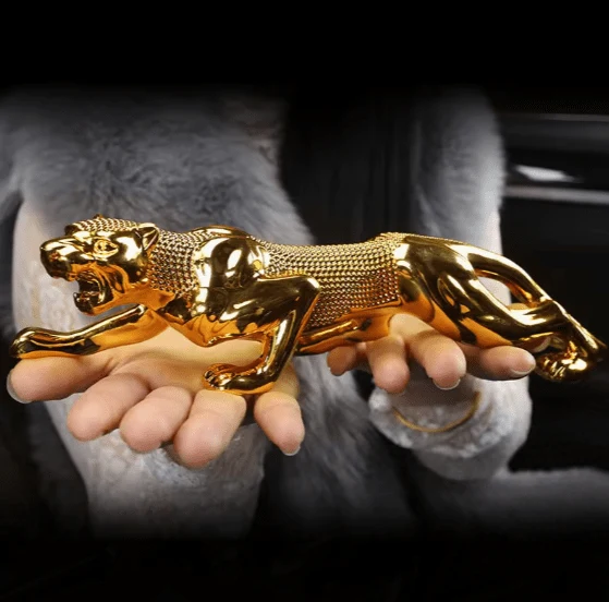 Luxury Cheetah Sculpture – Luxury Resin Home Decor Figurine