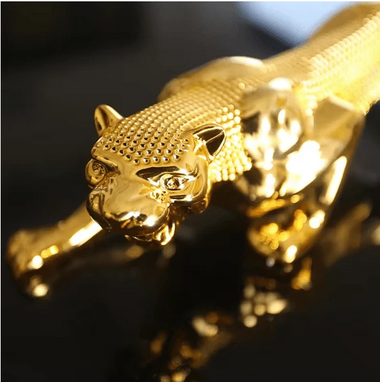 Luxury Cheetah Sculpture – Luxury Resin Home Decor Figurine